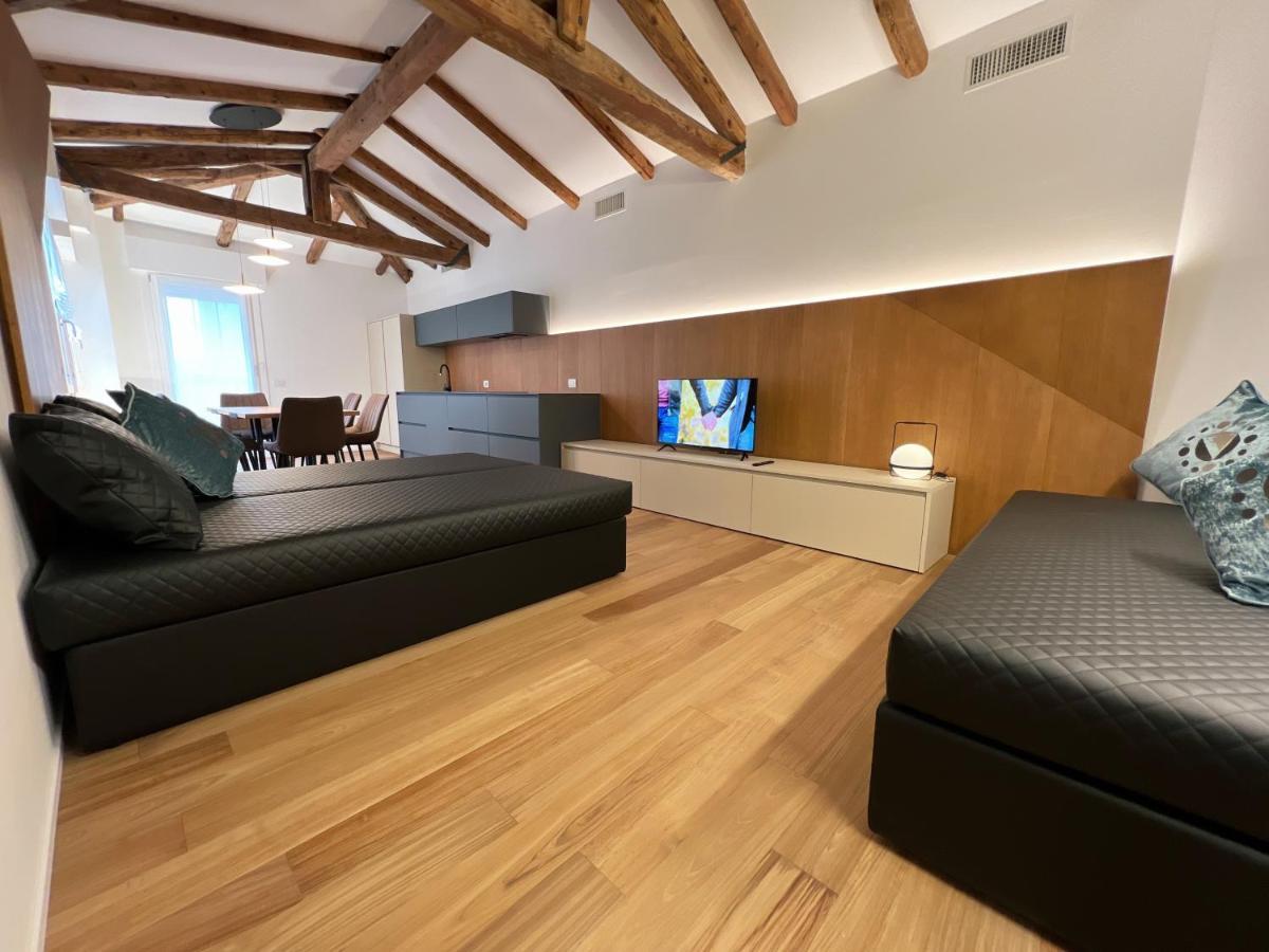 Attico Vivit 60 Apartment Mestre Exterior photo